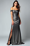 Robe formelle en satin métallisé gris foncé à épaules dénudées avec fente