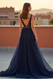 Tulle bleu marine à col en V profond Robe formelle trapèze avec perles