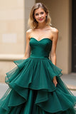 Robe de bal trapèze trapèze sans bretelles à volants en tulle