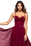 Tulle bordeaux Froncé bretelles spaghetti Robe d’invité de mariage longue trapèze