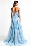 Une ligne bleu ciel spaghetti bretelles mousseline de soie froncée robe de demoiselle d’honneur
