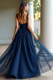 Robe longue de bal en dentelle à bretelles spaghetti bleu marine