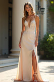 Robe longue de bal fourreau en satin stretch à bretelles spaghetti