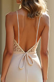 Robe longue de bal fourreau en satin stretch à bretelles spaghetti