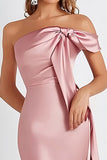 Robe formelle sans bretelles plissée fourreau en satin rose