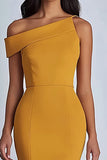 Robe formelle jaune crêpe jaune à une épaule fourreau