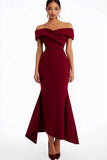 Robe longue formelle bordeaux fourreau à épaules dénudées