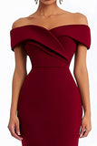 Robe longue formelle bordeaux fourreau à épaules dénudées