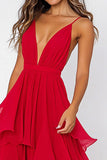 Robe formelle à volants en mousseline de soie rouge à bretelles spaghetti