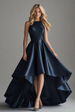 Robe formelle asymétrique en satin bleu marine à volants
