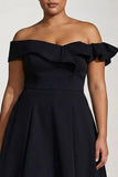 Robe formelle noire en satin grande taille A Short Shoulder