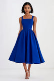 Robe mi-longue froncée à col carré bleu royal