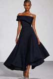 Robe formelle en satin marine à une épaule