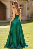 Robe de bal longue à bretelles spaghetti en ligne vert foncé