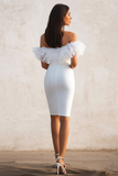 Robe de graduation moulante à volants à épaules dénudées blanche