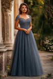 Tulle Bleu Gris Une Ligne Cap Manches Plissé Longue Mère De La Robe De La Mariée