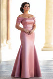 Fourreau rose froncé épaule dénudée satin longue robe mère de la mariée