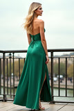 Robe de bal longue en satin à bretelles spaghetti vert foncé