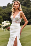 Délicate dentelle sirène ivoire col V robe de mariée avec fente