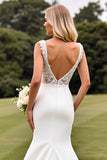 Délicate dentelle sirène ivoire col V robe de mariée avec fente