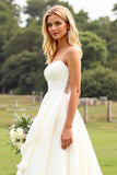 Robe de mariée ivoire à volants en mousseline de soie avec dentelle