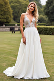 Mousseline de soie dentelle Ivoire Appliques Col V profond Une robe de mariée trapèze