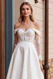 Dentelle ivoire épaule dénudée Robe de mariée en satin une ligne