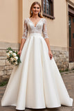 Une ligne demi-manches lvory dentelle robe de mariée longue