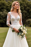Une ligne appliquée à manches longues lvory robe de mariée plissée