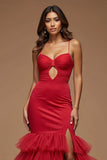 Robe de bal en tulle satiné sirène à bretelles spaghetti rouge foncé découpées