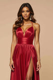 Robe de bal longue plissée en satin plissé à bretelles spaghetti trapèze avec fente