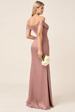 Dusty Rose Satin mat épaule dénudée Robe de demoiselle d’honneur froncée