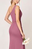 Vintage Mauve fourreau une épaule froncé longue robe de demoiselle d’honneur