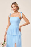 Robe longue de demoiselle d’honneur en tulle bleu ciel avec fente