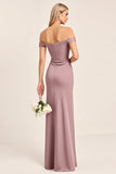 Robe de demoiselle d’honneur longue en satin mauve vintage à épaules dénudées avec fente