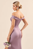 Robe de demoiselle d’honneur longue en satin vintage à épaules dénudées fourreau