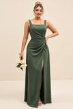 Olive gaine carrée col froncé satin longue robe de demoiselle d’honneur avec fente