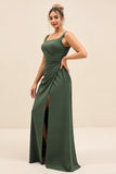 Olive gaine carrée col froncé satin longue robe de demoiselle d’honneur avec fente
