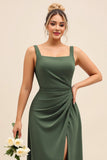 Olive gaine carrée col froncé satin longue robe de demoiselle d’honneur avec fente