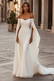 Robe de mariée sirène ivoire à épaules dénudées avec manches cape