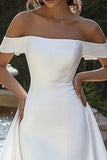 Robe de mariée ivoire à épaules dénudées avec traîne drapée
