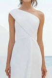 Robe formelle blanche à une épaule fourreau avec volants