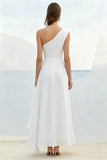 Robe formelle blanche à une épaule fourreau avec volants