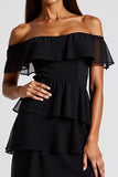Robe formelle courte en mousseline de soie noire à épaules dénudées