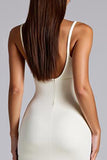 Robe formelle en satin froncé mat à col en V ivoire avec fente