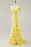 Robe formelle sirène jaune à volants à col en V avec fente