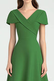 Robe formelle à manches courtes verte à col en V