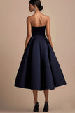 Robe formelle midi en satin bleu marine