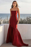 Sirène bordeaux Robe longue d’invitée de mariage en satin sans bretelles