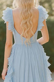 Robe de demoiselle d’honneur longue en mousseline de soie à col en V bleu ciel avec volants